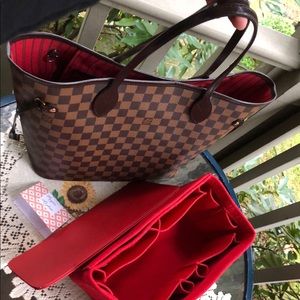 SOLD authentic Louis Vuitton neverfull MM